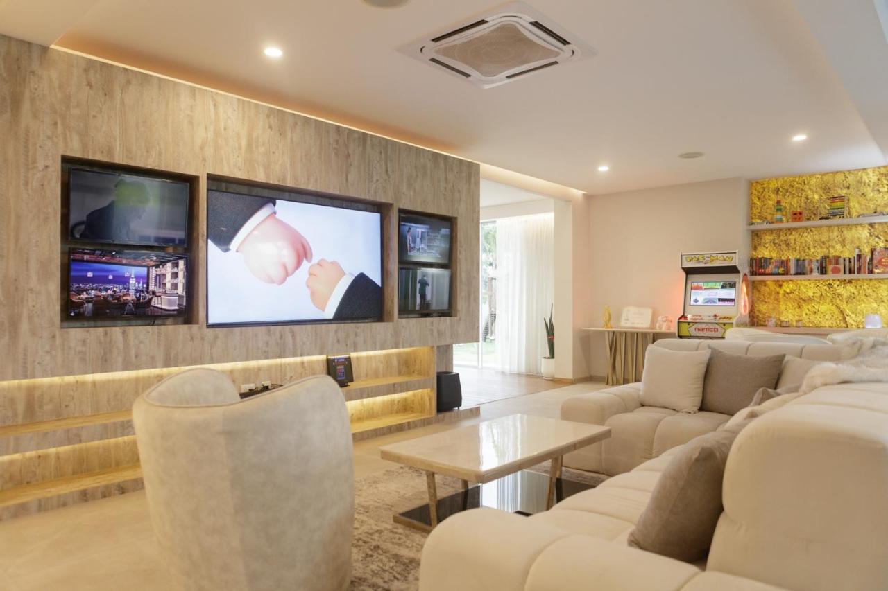 Palm Villa - Award Winning Modern Luxury & Exclusive Villa Resort Chiang Mai Ngoại thất bức ảnh